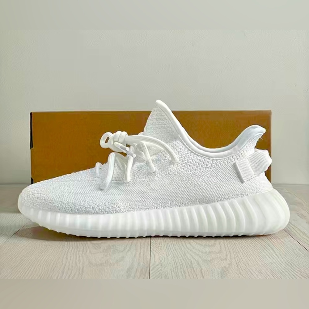 NWT Men’s Sneakers